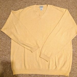 3 for 🔥 $20 Buttery Yellow LL Bean Sweater